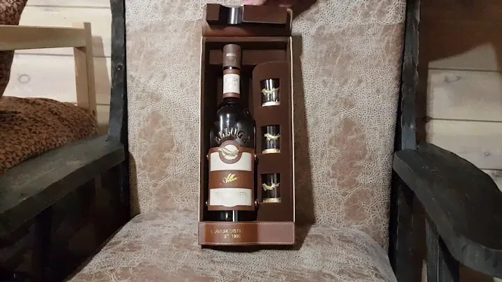 Beluga Noble Russian Vodka Allure/ Водка Белуга Аллюр Кожа Сет