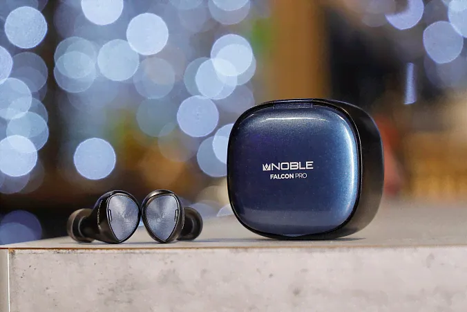 Noble Audio Falcon Pro Blue-2